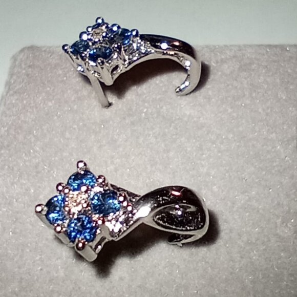REDUCED!  10Kt White Gold Ceylon Sapphire & Diamond-Accent J-Hoop Post Earrings - Picture 4 of 6